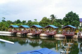 ร้านอาหาร ครัวป้าเฉลียว