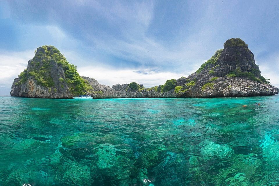 เกาะรอก - Love Andaman