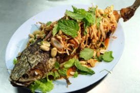 ครัวลุงลอยป่าลั่น