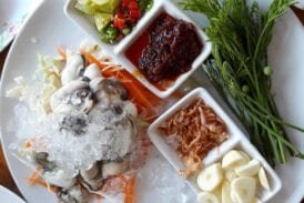 ครัวคุณต้อย เขาตะเกียบ