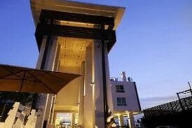 ประจักษ์ตรา ดีไซน์ โฮเต็ล (Prajaktra Design Hotel)