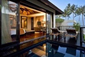 สารีรายา วิลล่า แอนด์ สวีท (Sareeraya Villas & Suites Hotel)