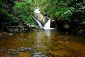 น้ำตกแม่เกิ๋งหลวง