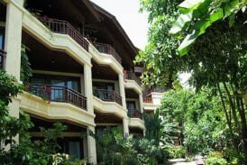 โรงแรม โนรา บีช รีสอร์ท (Nora Beach Resort & Spa)