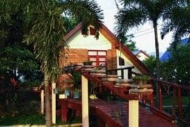 พรแสงเจริญทรัพย์ รีสอร์ท (Pornsangjaroensub Resort)