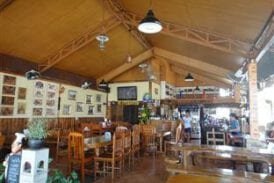 ทอแสง รีสอร์ท (Tho Saeng Resort)