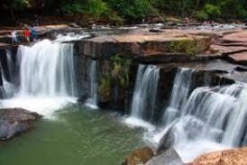 น้ำตกตาดโตน