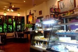 บ้านฟ้าโปร่ง คอฟฟี่แอนด์เบเกอรี่