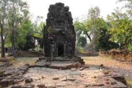 ปราสาทหินบ้านสมอ