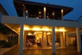 เดอะ บริษา บีช รีสอร์ท (The Briza Beach Resort)