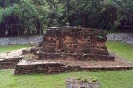 แหล่งโบราณสถานบ้านสงเปือย