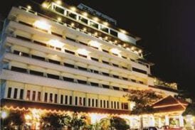 โรงแรม กรีนเวิลด์ พาเลซ (Green World Palace Hotel)