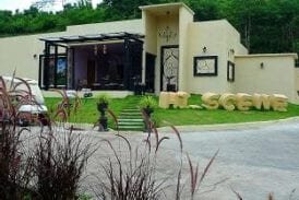 ไฮซีน รีสอร์ท (Hi - Scene Resort)
