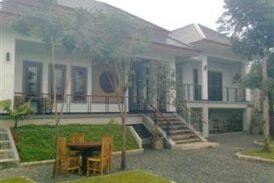 Tang House Bed Breakfast