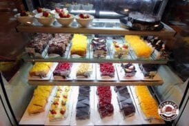 บ้านต้นเค้ก