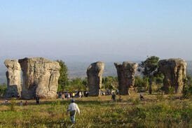 มอหินขาว