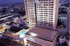 โรงแรมเจริญธานี